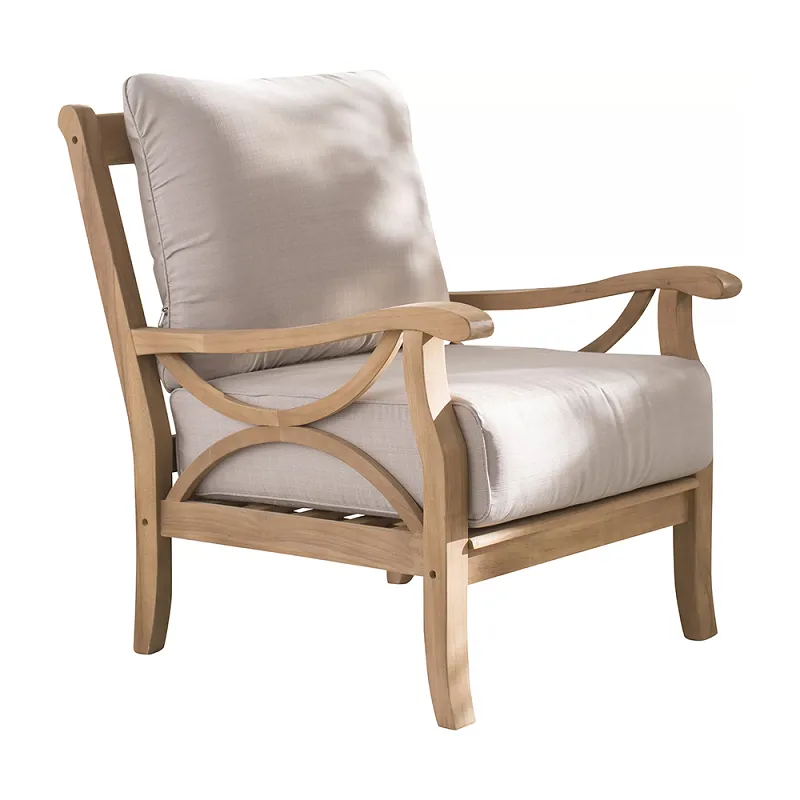 Външни столове от дърво и платно